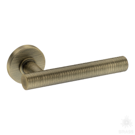 Brass Ручка дверная HA184VRO12 ABM GRIP-V состаренная латунь