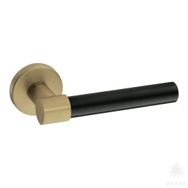 Brass Ручка дверная HA186RO12 GB-GB/AL6 AXE матовая латунь/чёрный